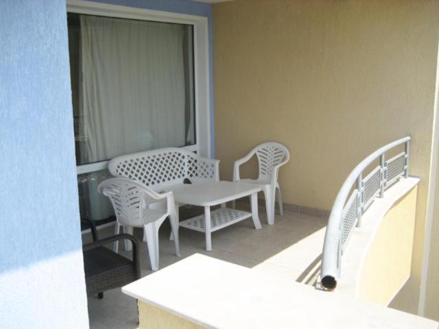 Allia Apartments Равда Экстерьер фото