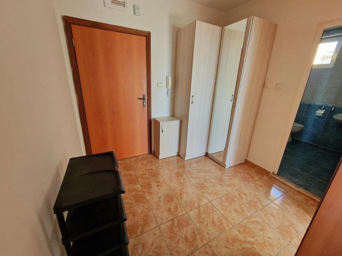 Allia Apartments Равда Экстерьер фото